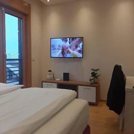 Falcon Apartament